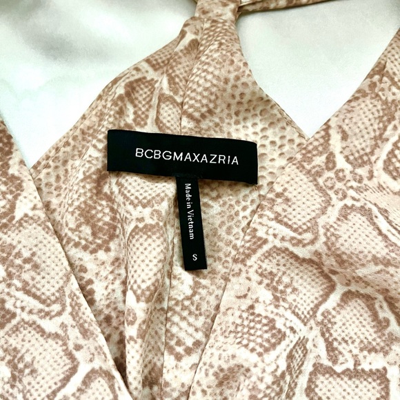 BCBGMaxAzria Snakeskin Print Blush Faux Wrap Sleeveless Bodysuit Top - Picture 3 of 14